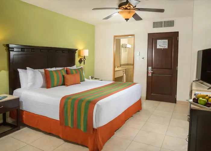 Tesoro Cabos Resort