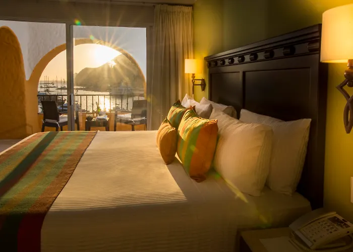Resort Tesoro Cabos