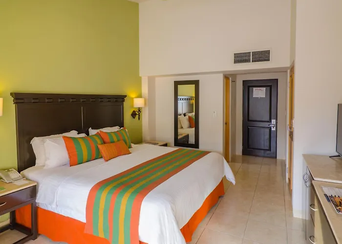 Tesoro Cabos